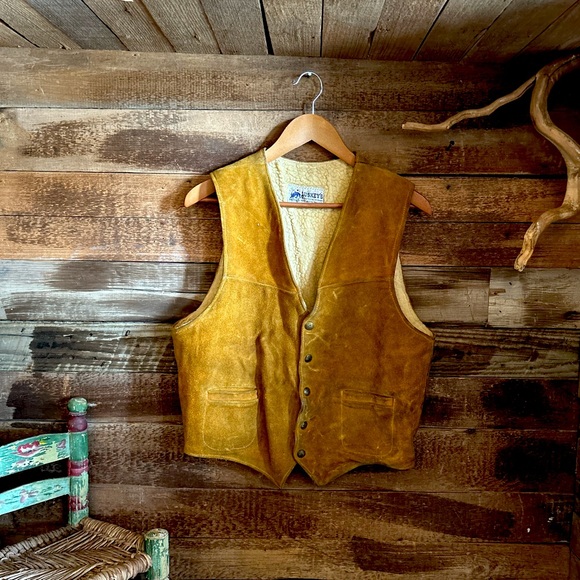 Vintage Leather Sherpa Vest - Picture 1 of 6